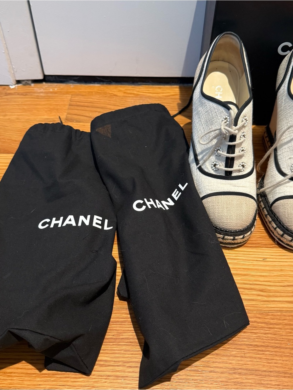 CHANEL Cream Black Linen Lace-Up Espadrille Wedge Shoes Size 41 - Picture 3 of 13